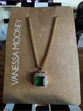 Vanessa Mooney Emerald Isle Gold Necklace